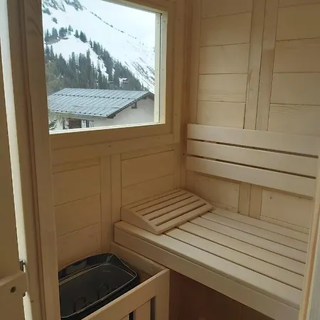 Damuels Appartements 2*